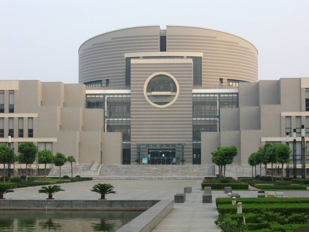 河海大学是哪个城市